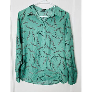 Ann Taylor Womens XS Blouse 1/2 Button Down Roll Tab Sleeves Green Floral Leafs